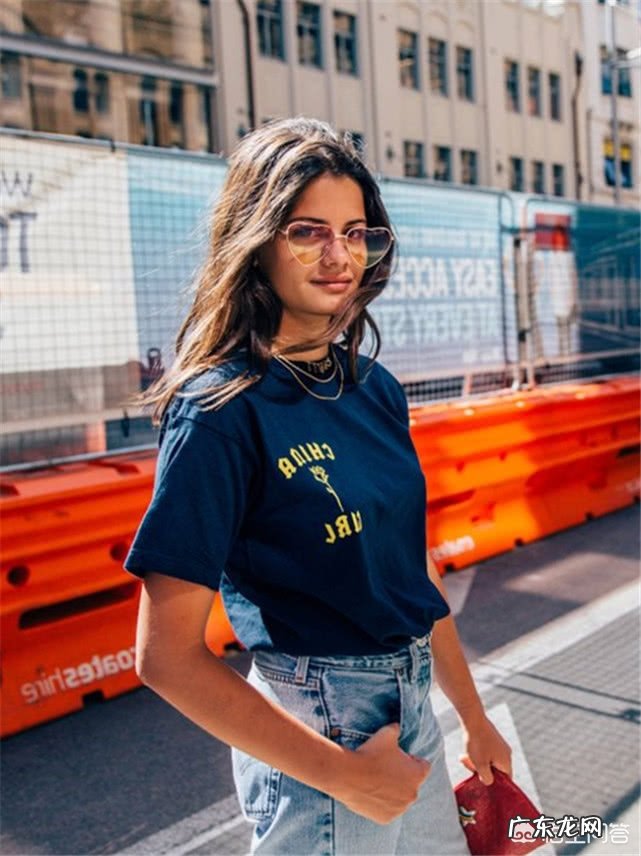 夏日怎样把糖果色穿出清新少女感?