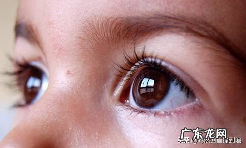 填词什么的目光?_1