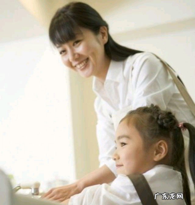 婆婆管太多，教育孩子方式方法不一，婆婆太强势怎么处理合适？