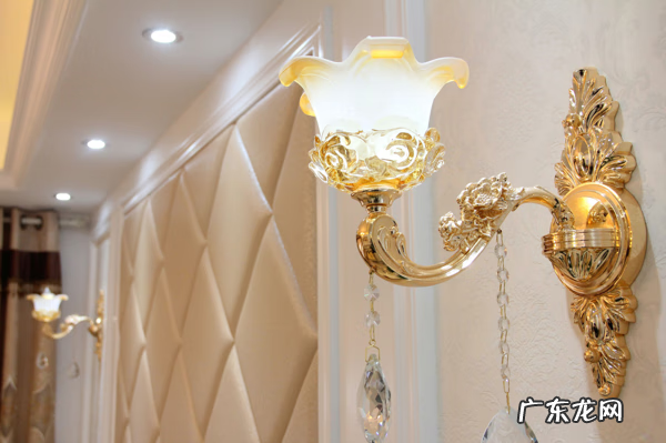 风水路冲煞如何化解 进门对墙角风水好不