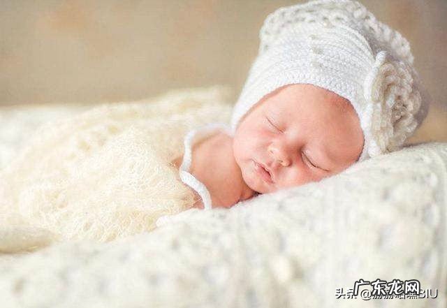 婴儿必须要剃胎毛吗?