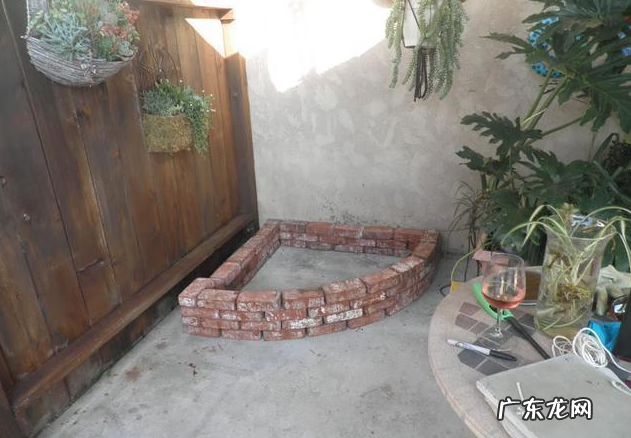 门口做个鱼池会不会影响风水 风水围墙内可以建鱼池吗视频