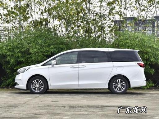 二手别克gl8商务车现在卖多少钱 二手别克gl8买哪款好