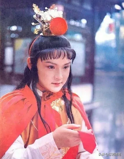 《红楼梦》中宝玉黛玉宝钗李纨王熙凤等人物到底多大呢?有何依据?