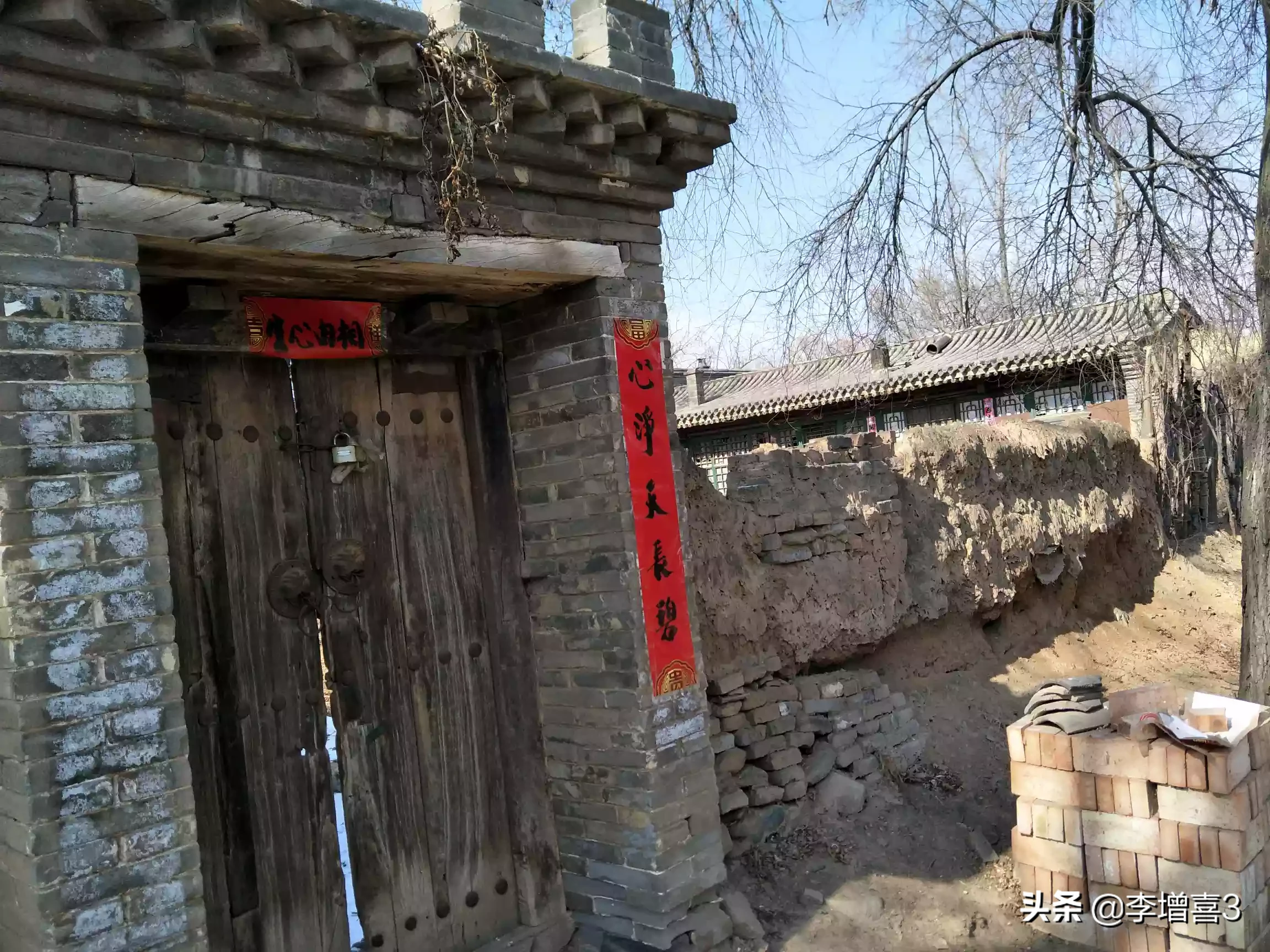 农村大门口什么样子为好?怎么设计?