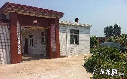 农村大门口什么样子为好?怎么设计?