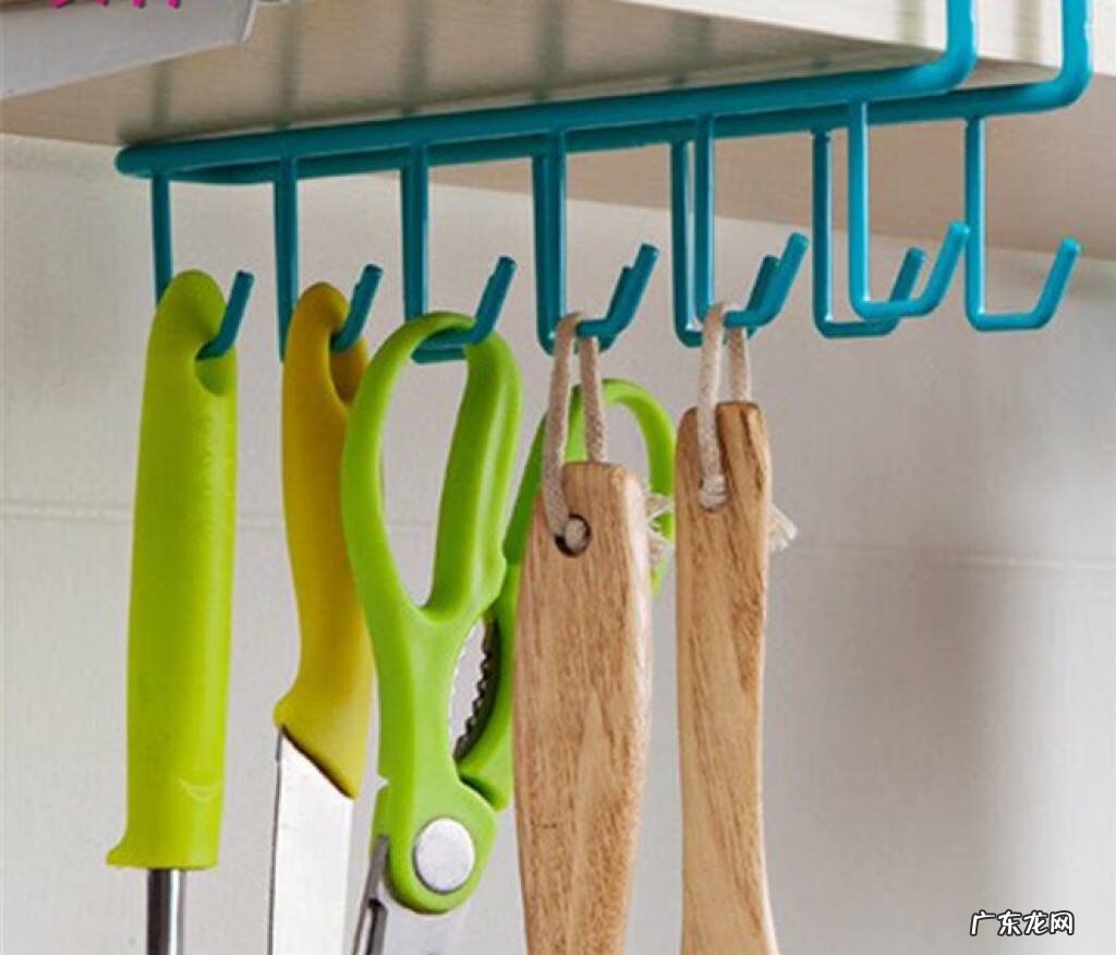 吸的挂钩 挂钩吸盘怎么取下来