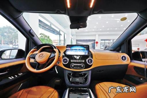 奔驰哪款车性价比最高最省油 奔驰威霆几座