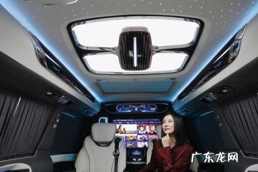 奔驰哪款车性价比最高最省油 奔驰威霆几座