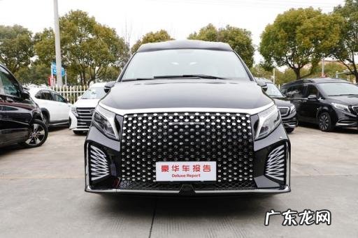 奔驰哪款车性价比最高最省油 奔驰威霆几座