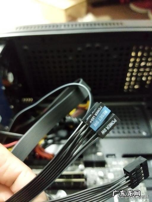 新手如何组装电脑键盘 新手电脑组装教学