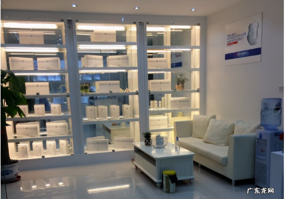 长痤疮粉刺怎样治 粉刺痤疮怎样治疗