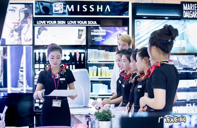 开一个彩妆店需要多少资金 开美妆店需要多少钱