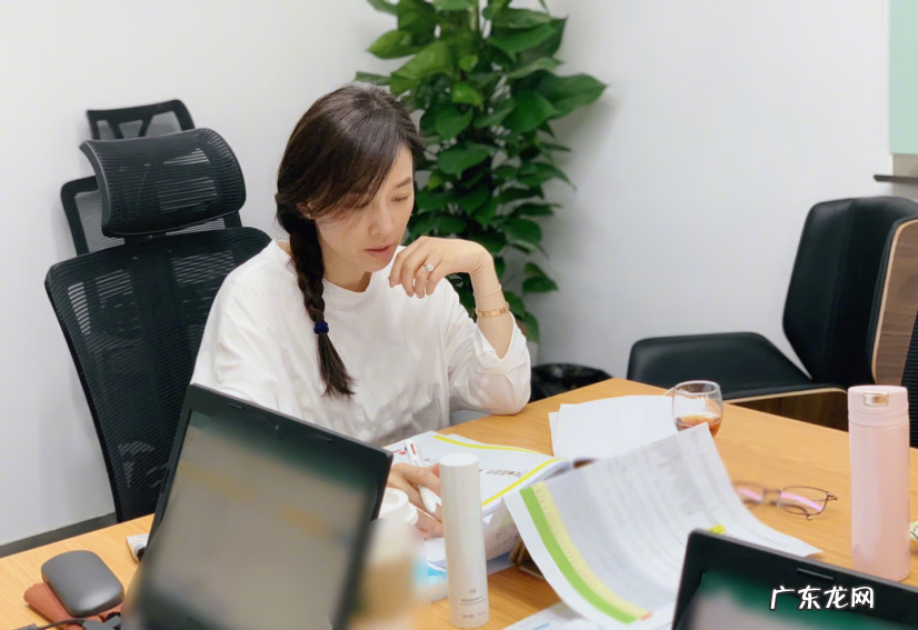 张延 张庭图片 年轻