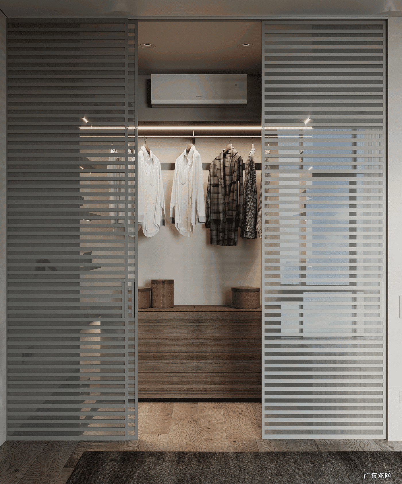 家用玻璃大门 家用玻璃门要怎么装饰才好看