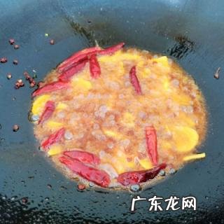 干锅鸡的制作方法和配料视频 制作干锅鸡的步骤
