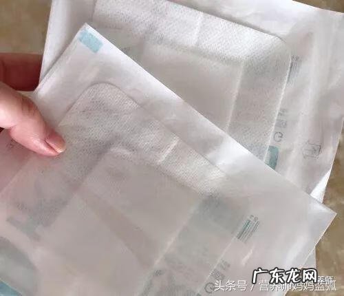 花椒姜盐泡脚的功效与作用 盐炒生姜艾叶有什么功效