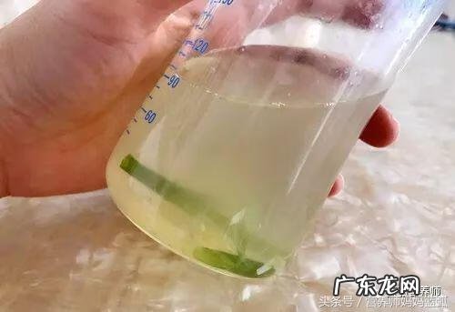 花椒姜盐泡脚的功效与作用 盐炒生姜艾叶有什么功效