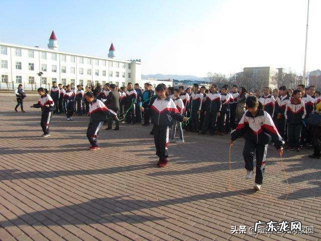 在班级中,以学生管学生好不好?