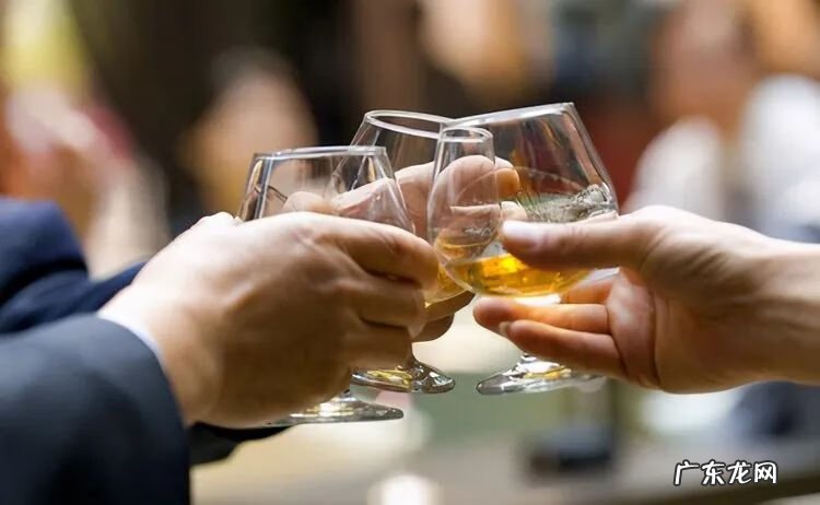 聚餐怎么讲话 员工聚餐讲话