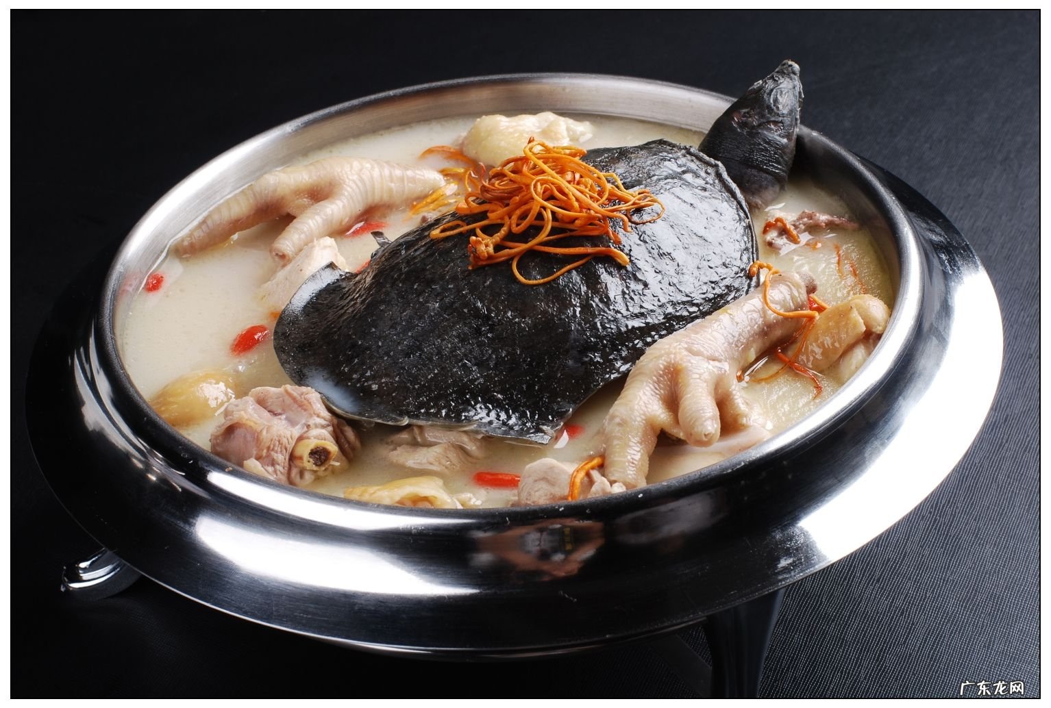 吃甲鱼对身体有什么好处?什么人不宜吃甲鱼?