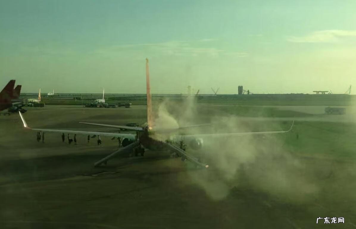 波音737爆胎概率 波音737引擎爆炸