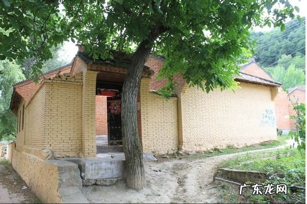 暗厅怎样变明厅 屋子里暗怎么调节风水