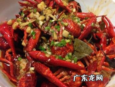 龙虾怎么清洗更干净 怎样清洗小龙虾最干净