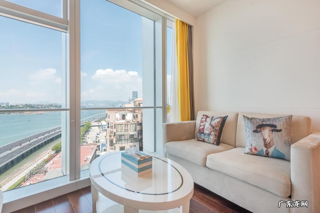 厦门世贸双子塔酒店 厦门世贸双子塔攻略