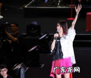 必听的20首经典日文歌,超好听的经典日文歌曲100首