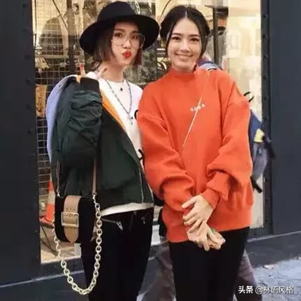 在这个收获的秋季,有哪些卫衣和裤子的搭配使你眼前一亮,很想尝试的穿法?