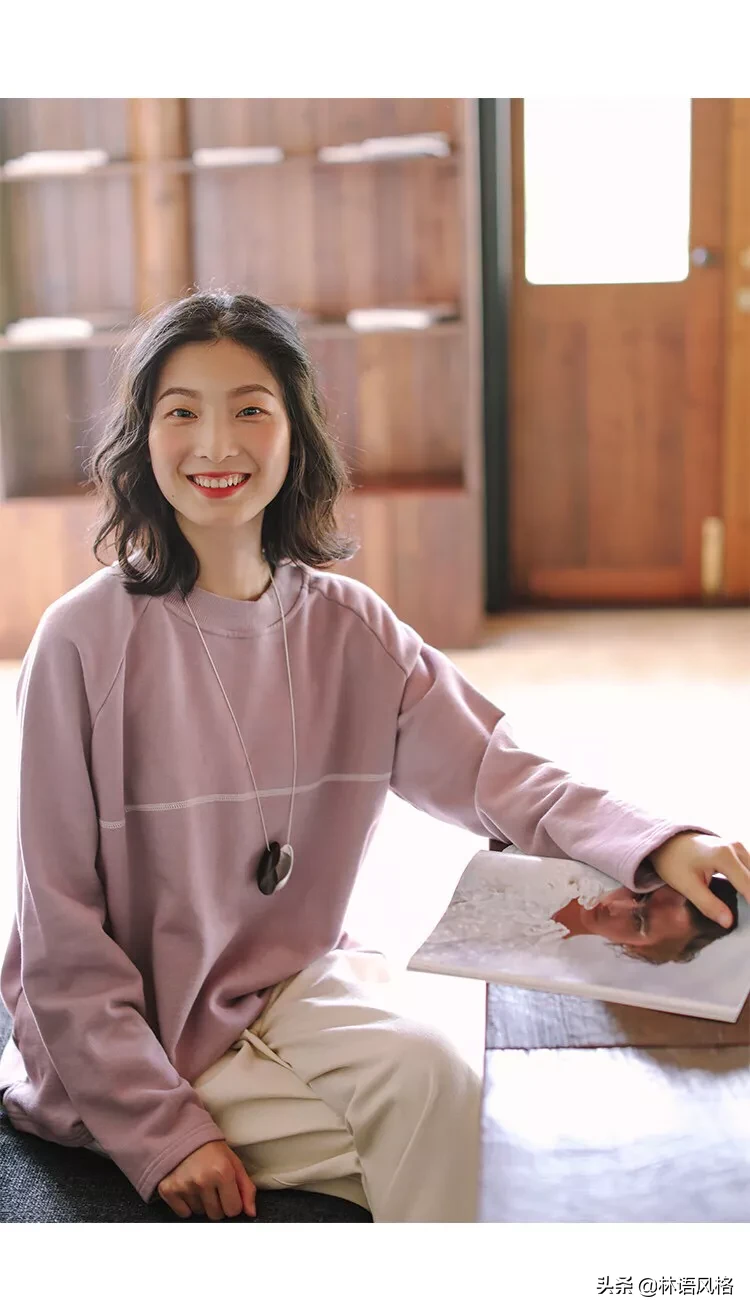 在这个收获的秋季,有哪些卫衣和裤子的搭配使你眼前一亮,很想尝试的穿法?