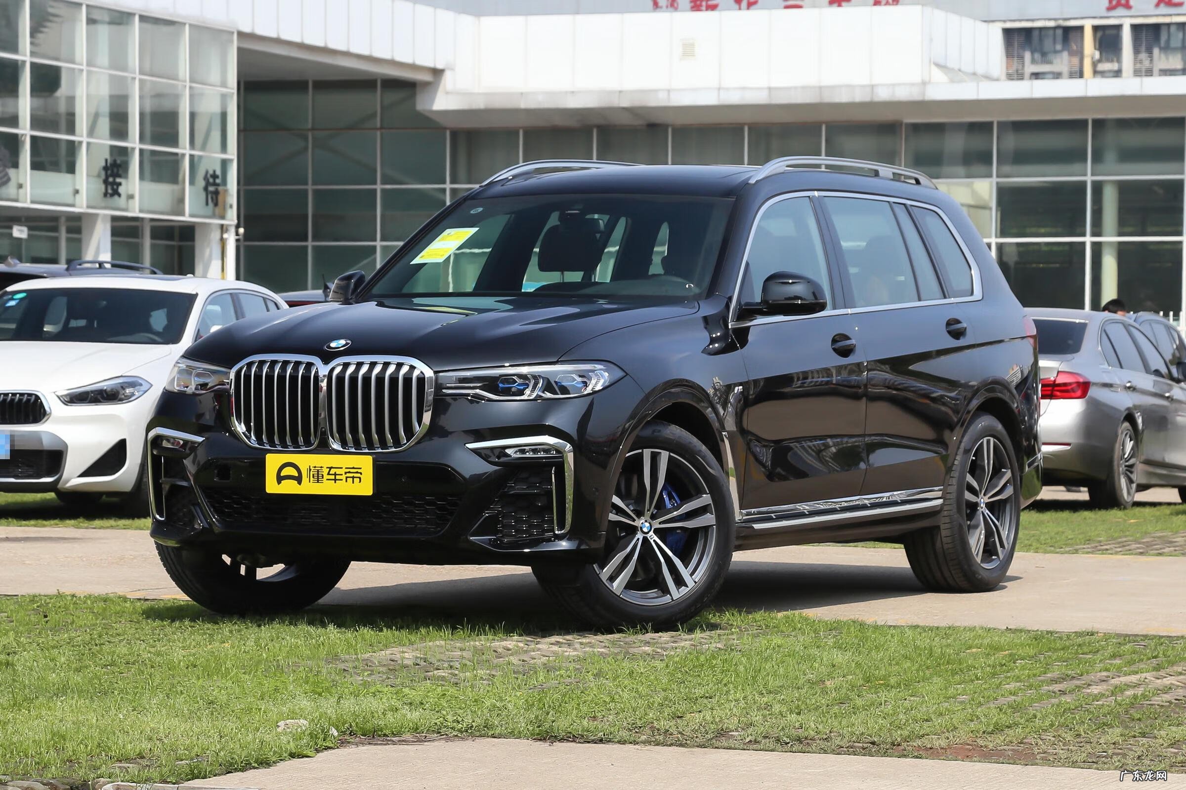 英菲尼迪多少钱一辆 英菲尼迪价格