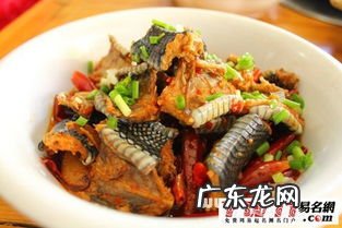 梦见想吃蛇肉但没敢吃 梦见吃蛇肉又吐出来了是什么意思