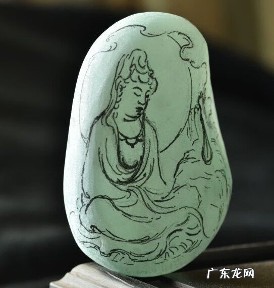 罗汉松风水学和寓意 各色水晶观音的风水学寓意