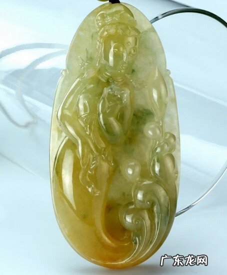 罗汉松风水学和寓意 各色水晶观音的风水学寓意