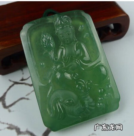 罗汉松风水学和寓意 各色水晶观音的风水学寓意