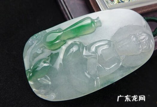 罗汉松风水学和寓意 各色水晶观音的风水学寓意