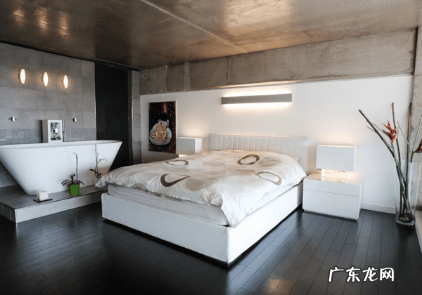 风水上地板砖什么颜色 地板颜色的风水讲究