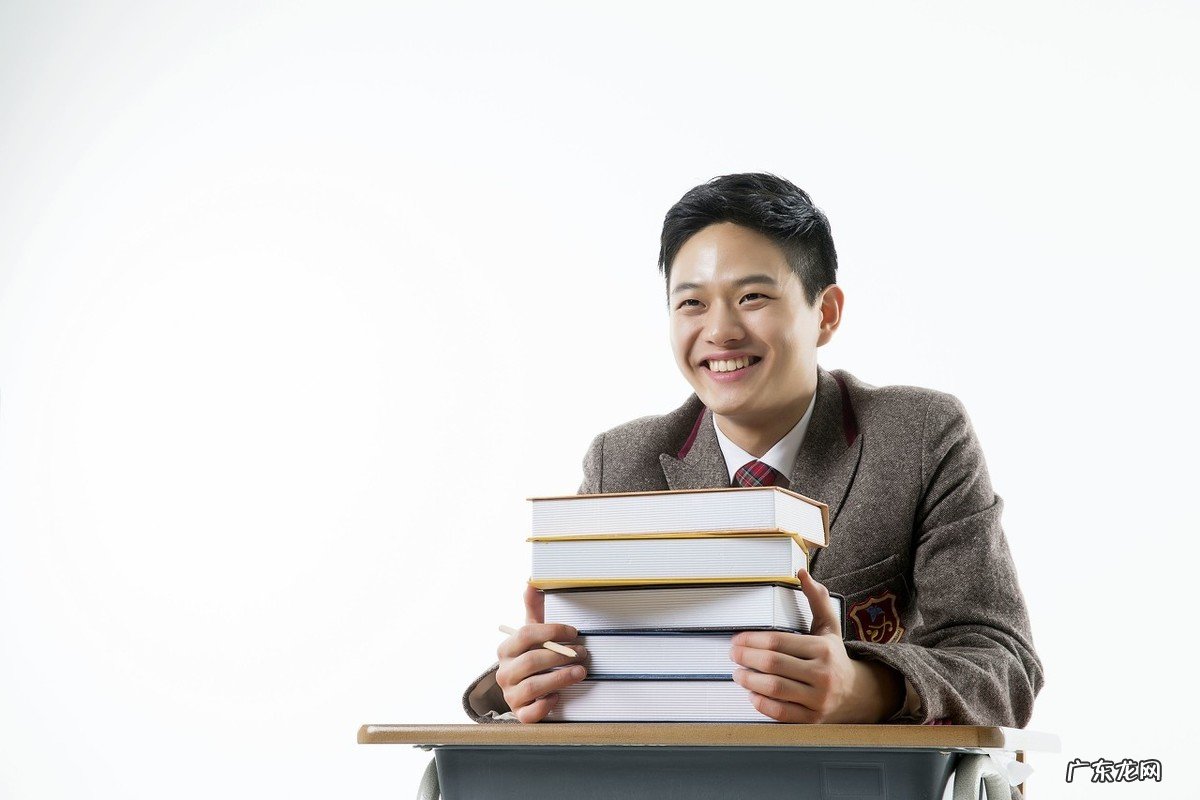 在公务员考试中应该注意哪些问题？