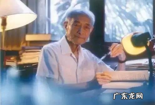 “中国营养学之父”111岁郑集养生秘诀:保持“7点”,活到天年