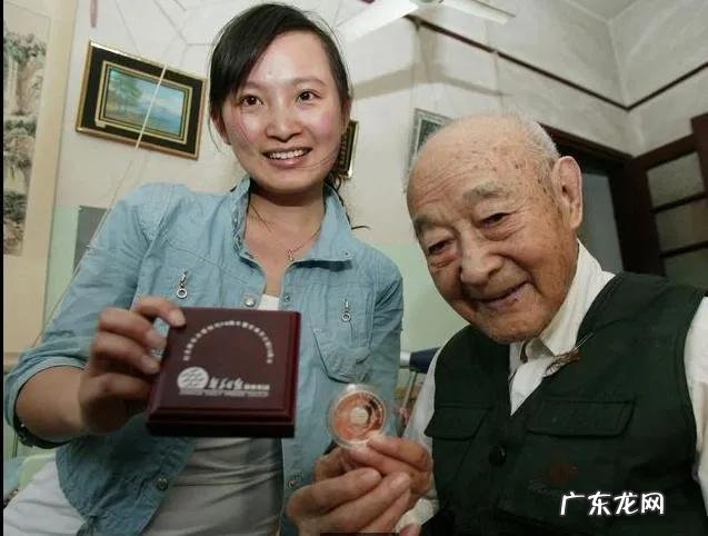 “中国营养学之父”111岁郑集养生秘诀:保持“7点”,活到天年