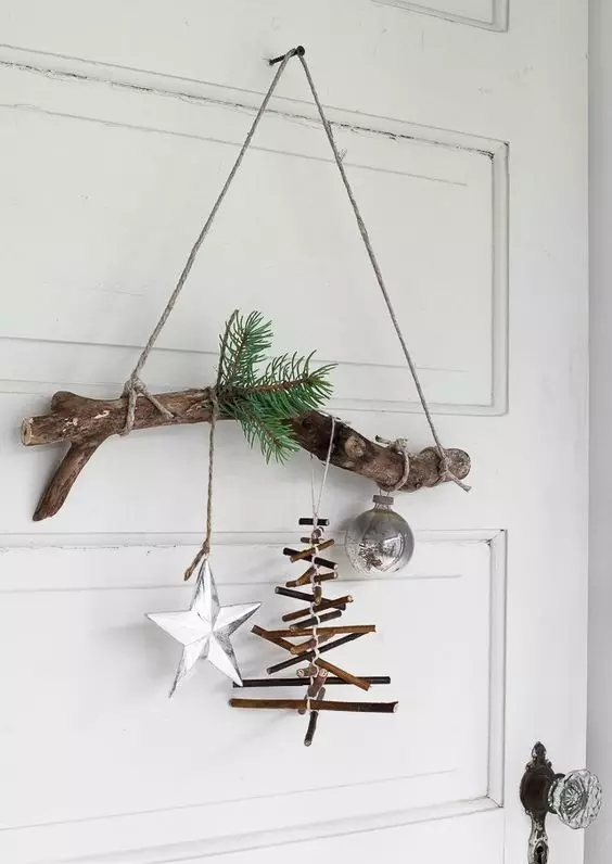 枯木摆件象征着什么 枯木技挂墙艺术