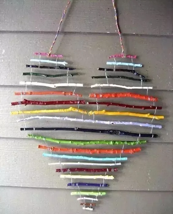 枯木摆件象征着什么 枯木技挂墙艺术