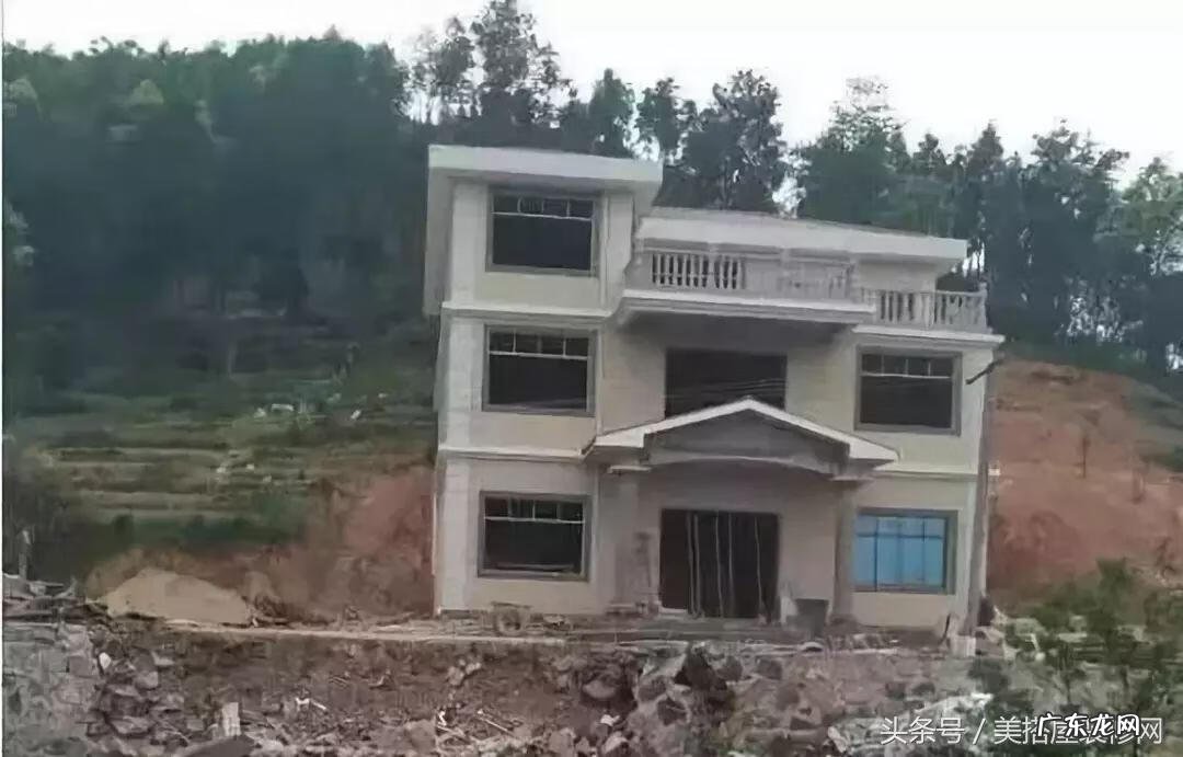 别墅建在山坡上的风水 半山坡上建的风水别墅叫什么