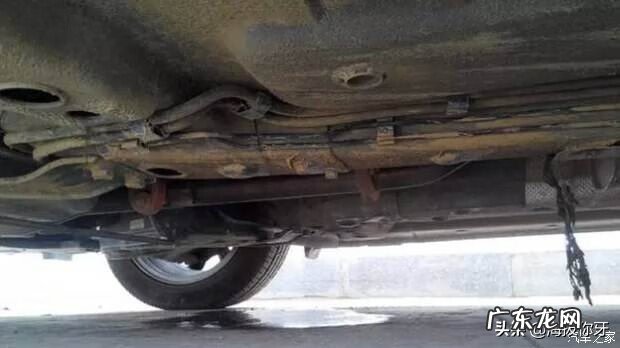 保时捷卡宴热空调怎么开 保时捷卡宴空调水管位置