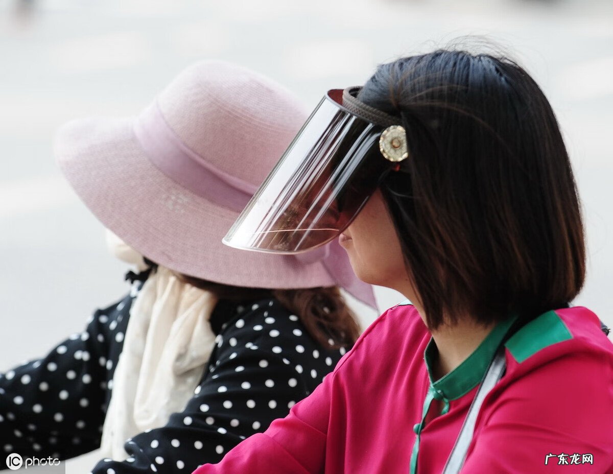 紫外线过敏有哪些症状 紫外线过敏的症状是什么