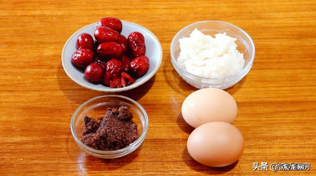 丰胸酒酿蛋的制作方法 酒酿蛋怎么做?酒酿蛋的做法