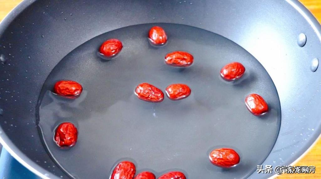 丰胸酒酿蛋的制作方法 酒酿蛋怎么做?酒酿蛋的做法