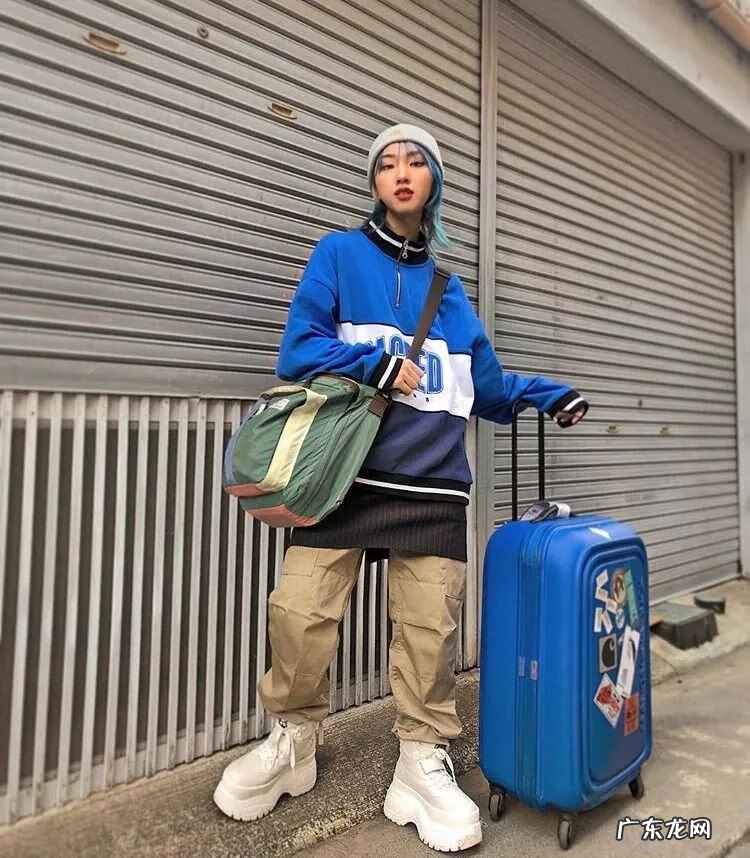 胖女孩穿什么短袖显瘦 胖女生穿什么显瘦